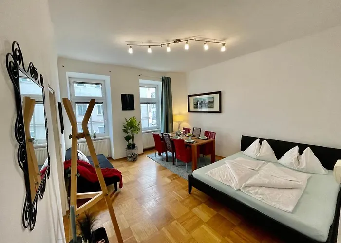Close To Center Apartman