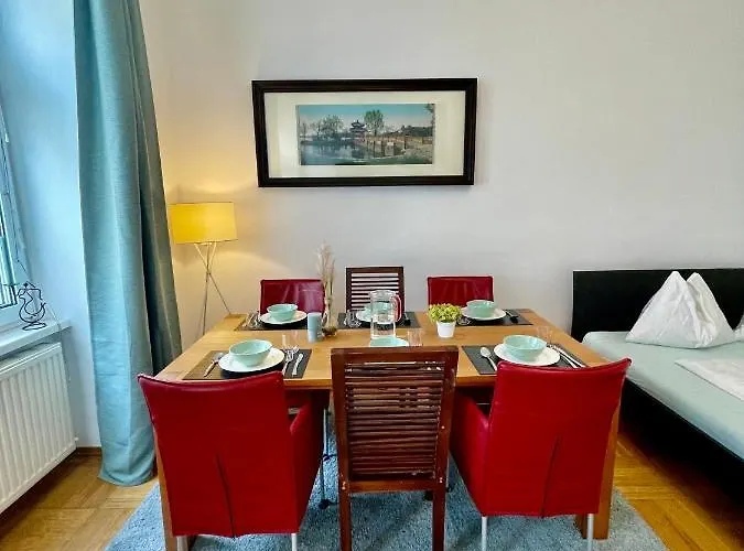 Close To Center Apartman